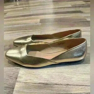 Size 10 Cato Women’s Gold Metallic Loafers
